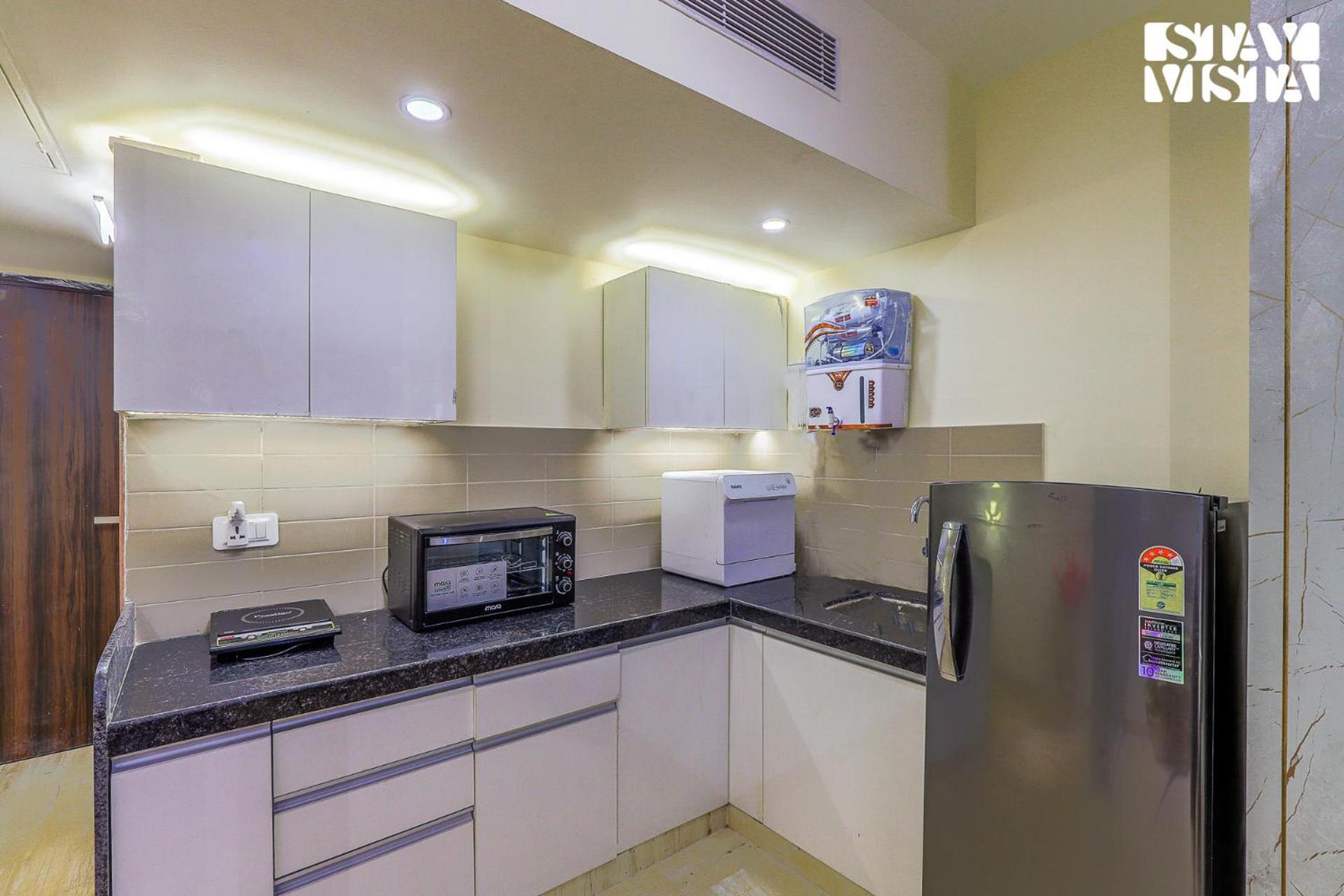 Stayvista At Cityscape With Rooftop Pool - Apartment *